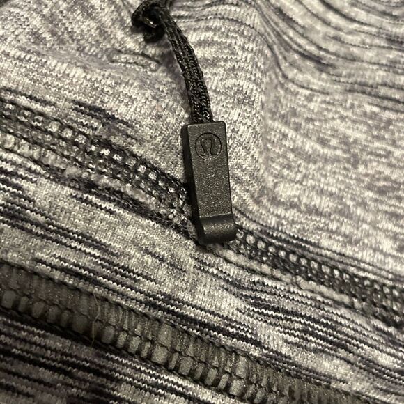 Lululemon Universal Stripe Pullover Shirt 1/2 Zip Running Black Soot Mens Small - Picture 7 of 7